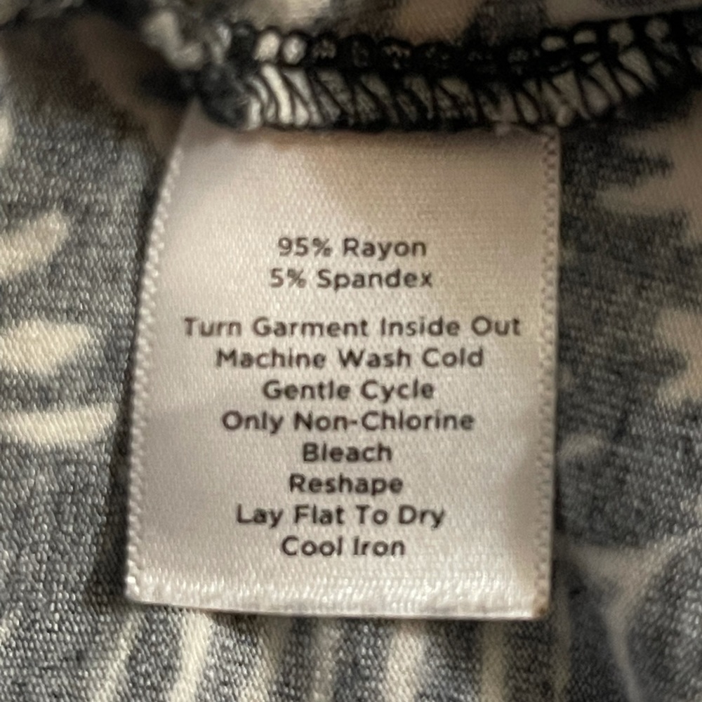 Talbots Top - Picture 6 of 6